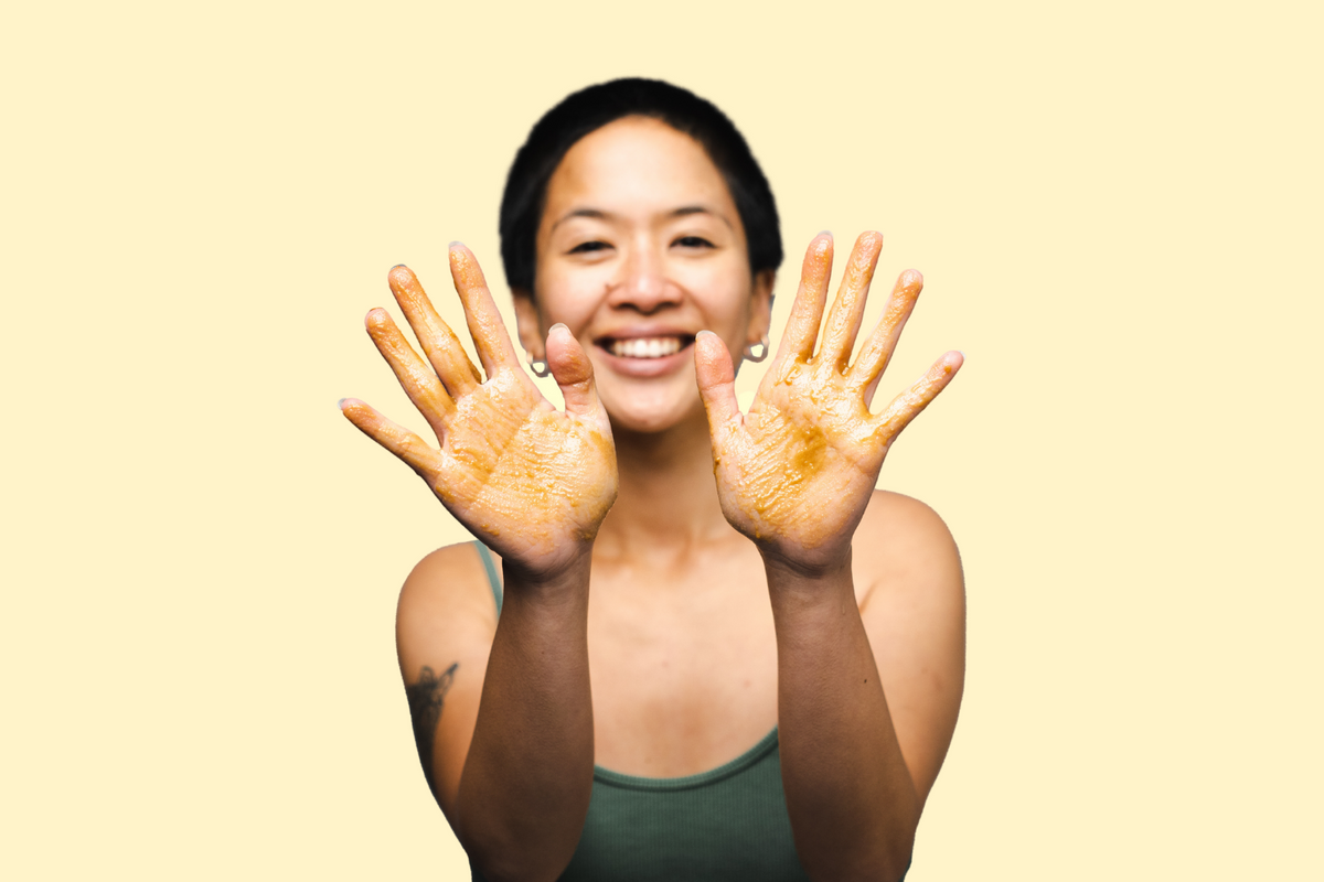 How to use your 'Spoonful of Sugar' Exfoliating Scrub